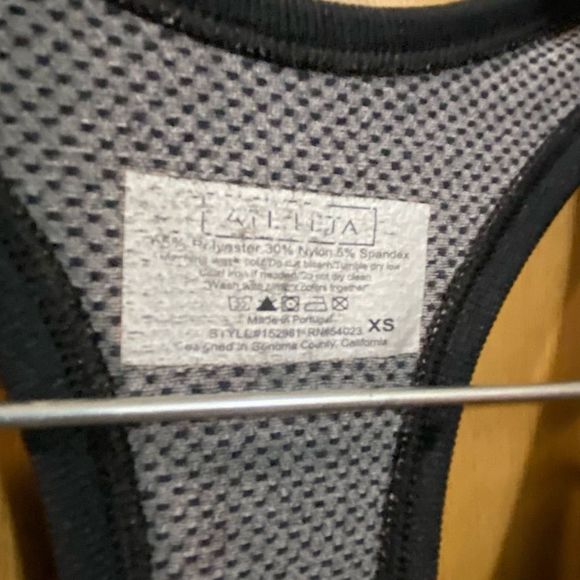 Athleta Fastest Track Ruched Polka Dot Tank Top SZ XS - Picture 6 of 9